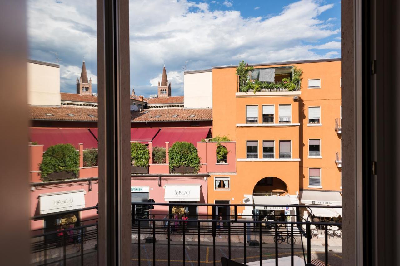 Flats4Rent Carla'S Apartments ヴェローナ エクステリア 写真