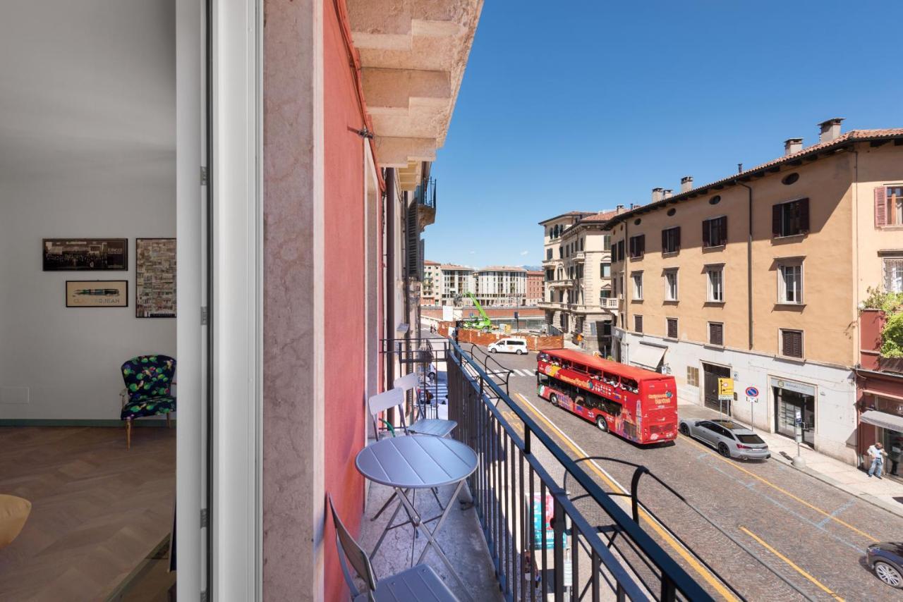 Flats4Rent Carla'S Apartments ヴェローナ エクステリア 写真