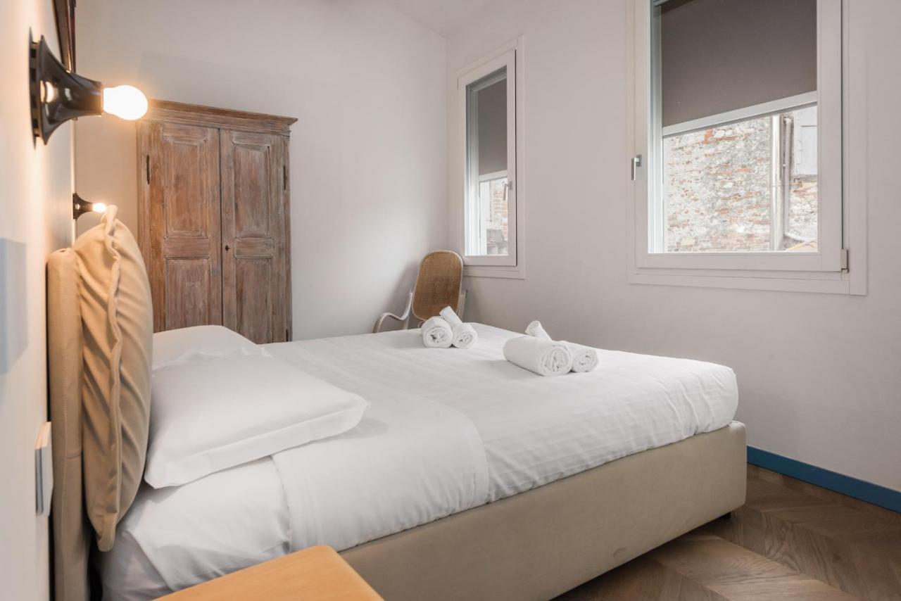 Flats4Rent Carla'S Apartments ヴェローナ エクステリア 写真